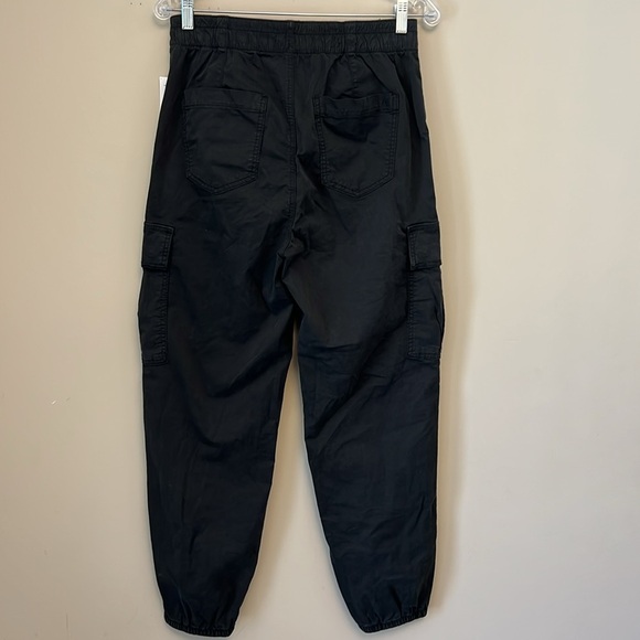 NWT American Eagle Black Cargo Jogger Pants size 4 - Picture 4 of 6
